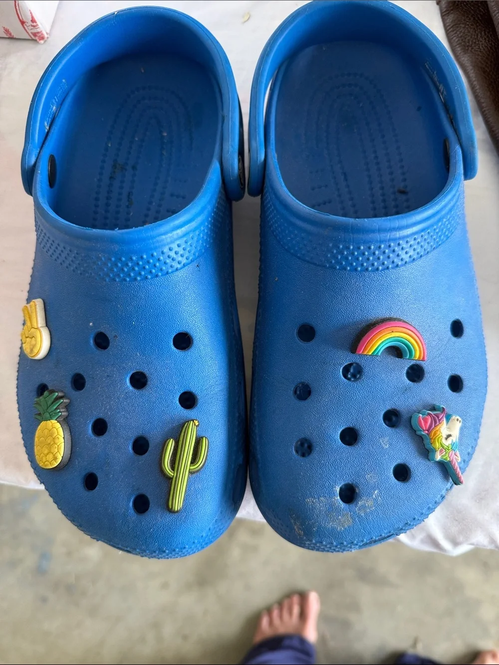 CROCS Kids Blue Classic Clogs with Fun Charms